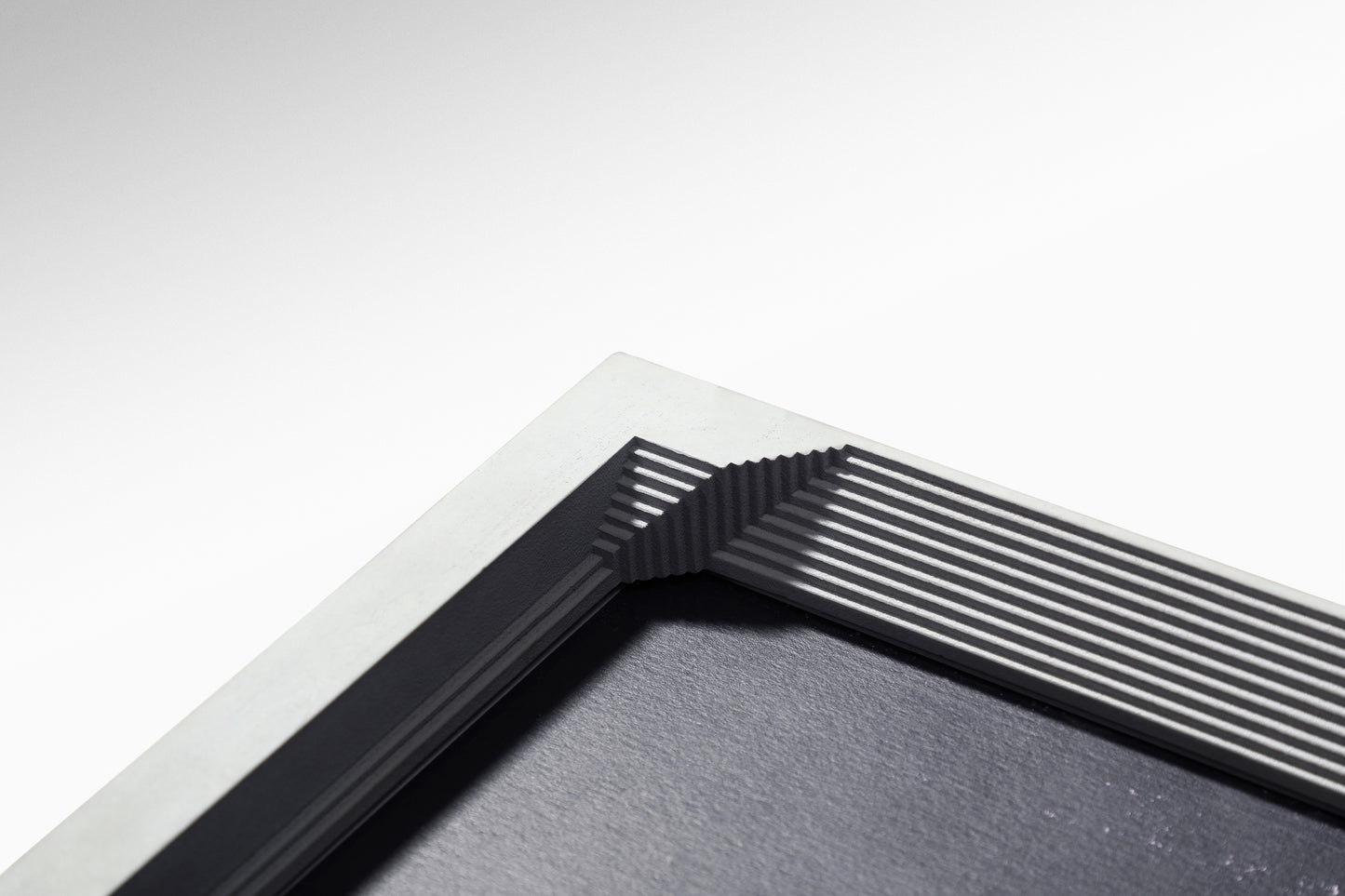 Behold - The Art Frame